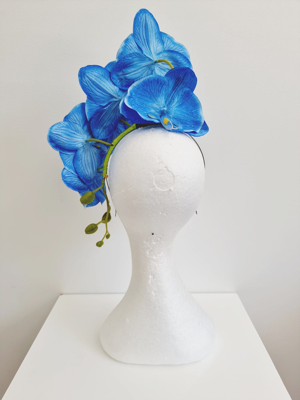 blue orchid headpiece bqack view