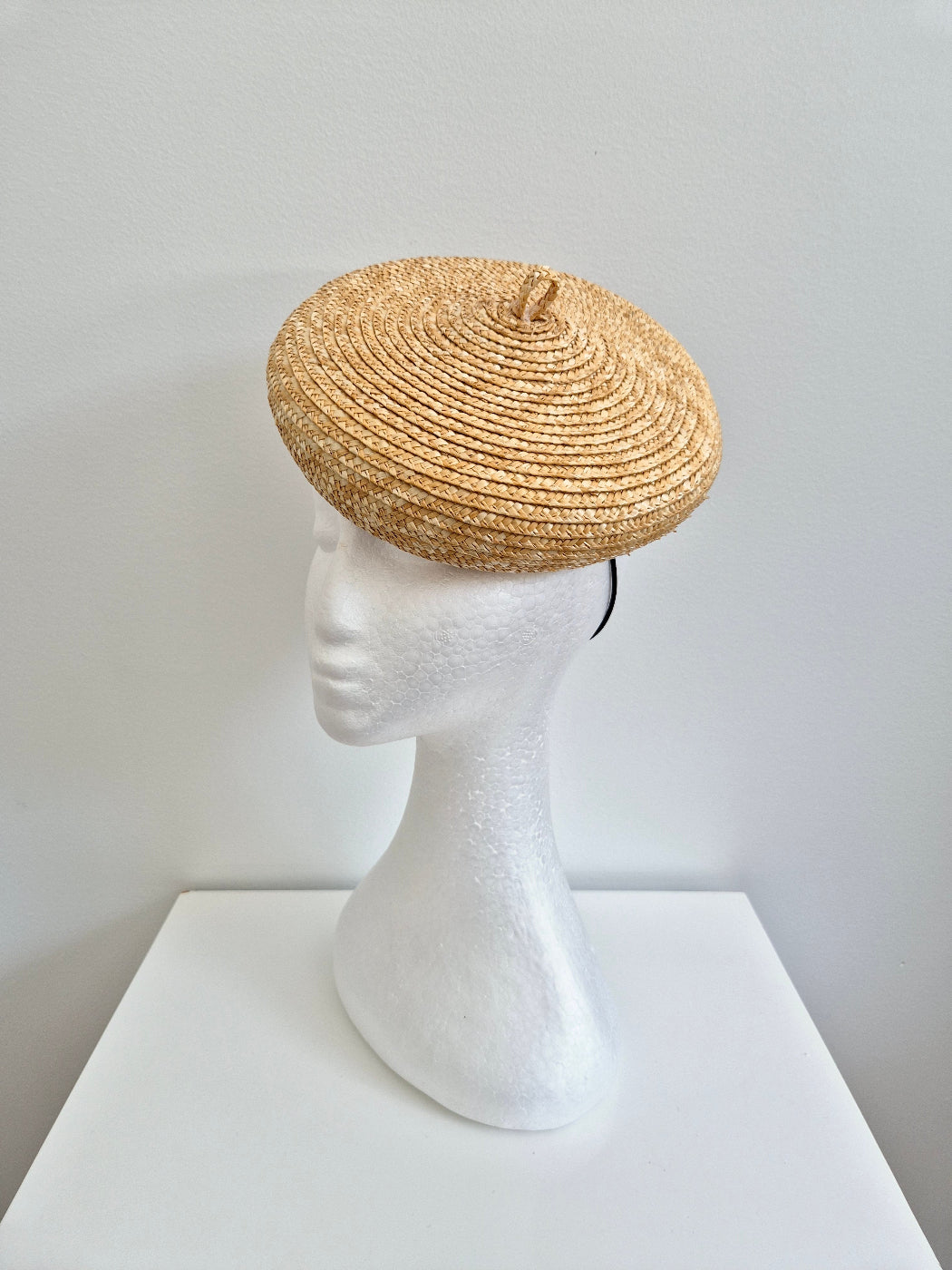 natural straw beret side view