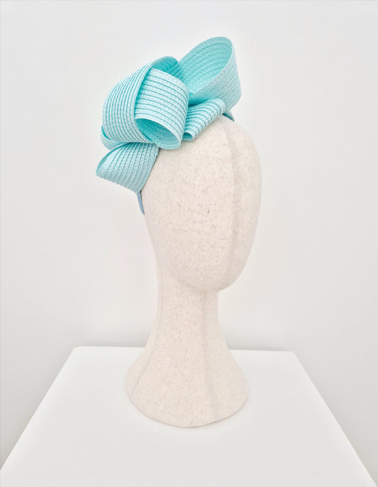 pale blue loop headpiece side view