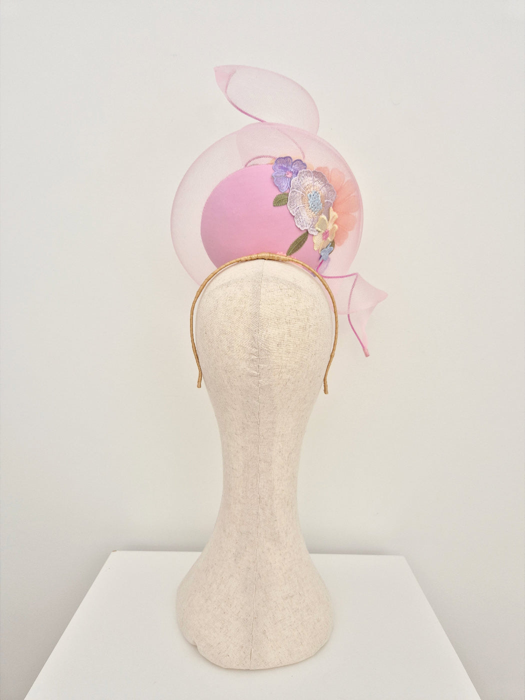 pink floral lace percher back view
