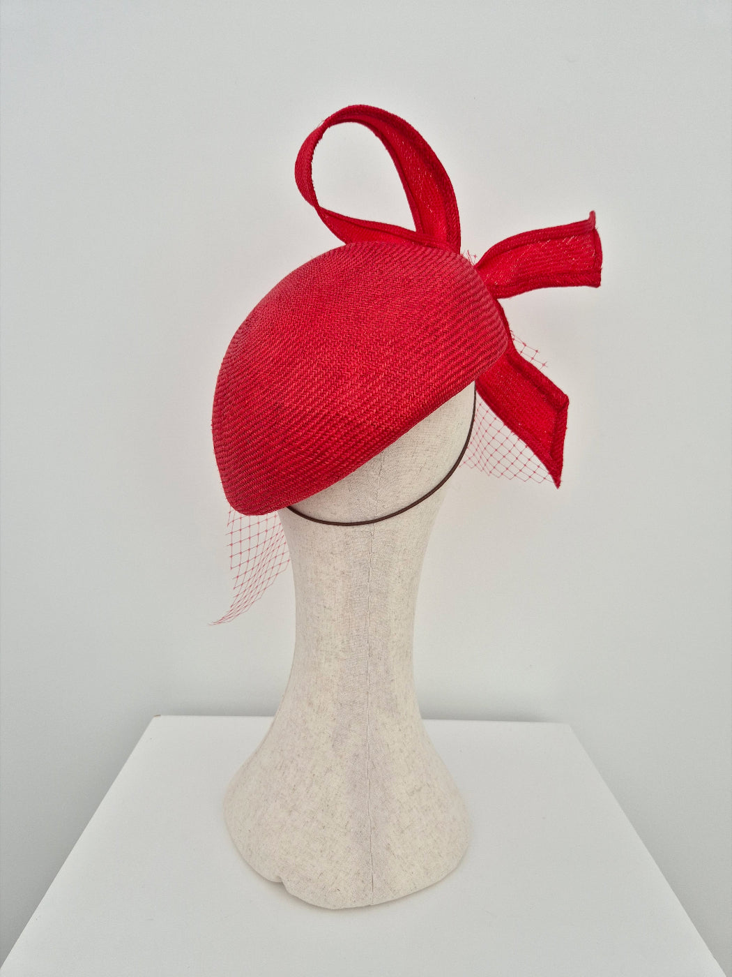 red straw beret back view