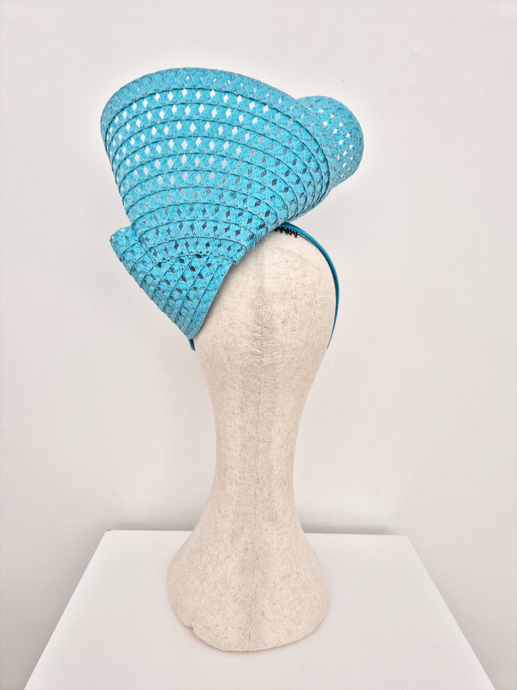 sky blue headpiece back view