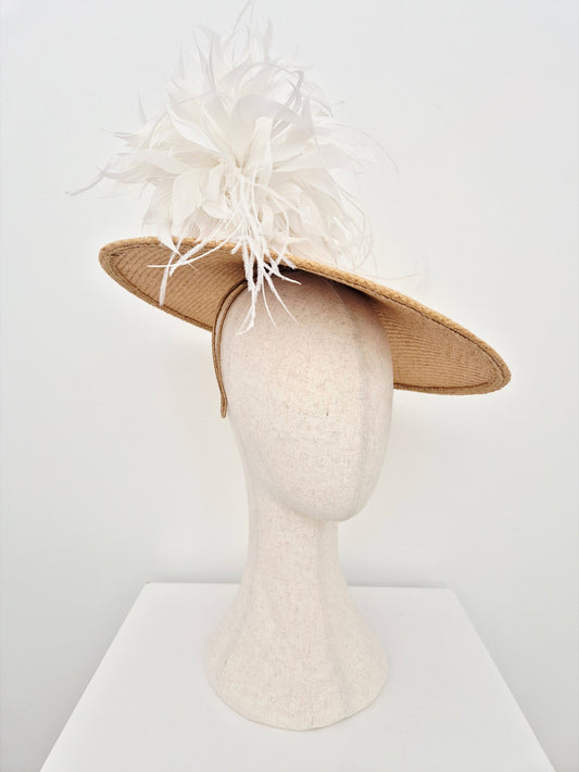 straw coolie hat with white feather flower side view