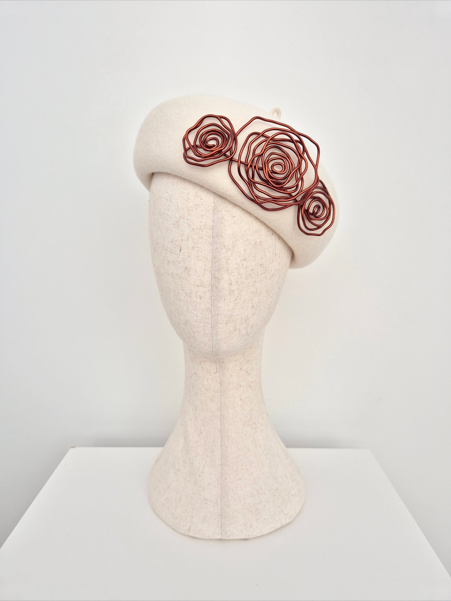 Miss Tea Rose. Womens Ivory felt bubble beret with brown wirework floral roses