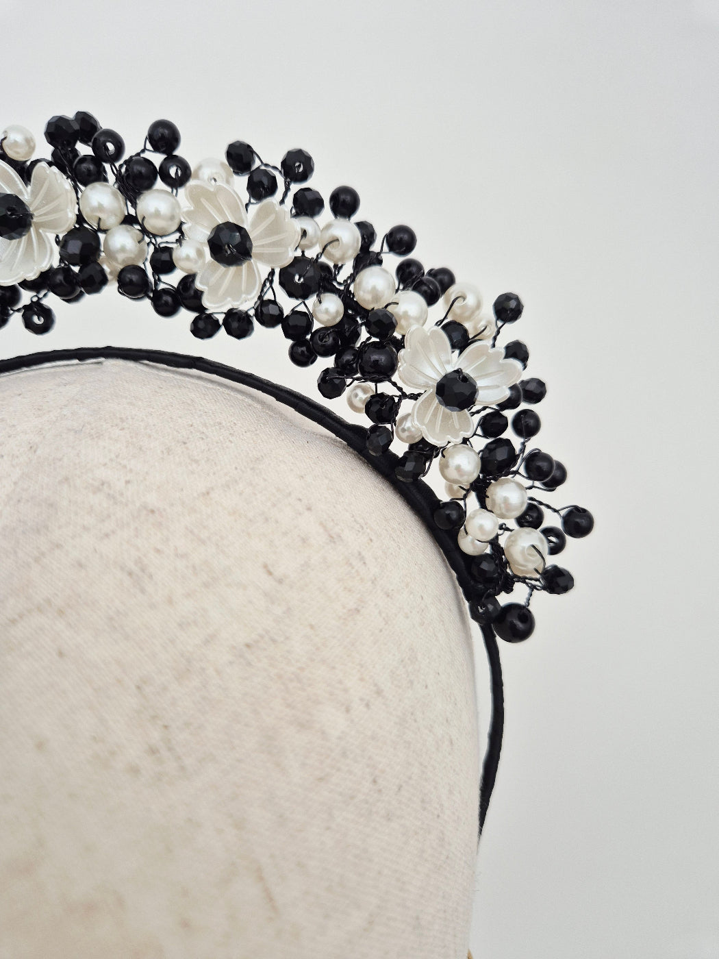 black and white pearl headband close up