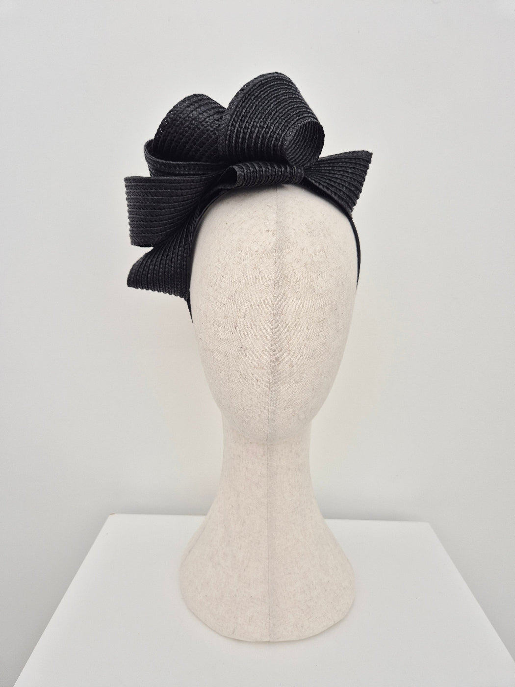 black loop headpiece