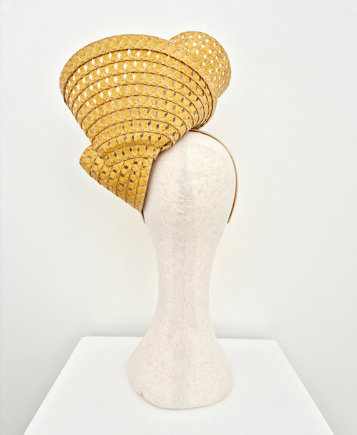 caramel straw headpiece back view