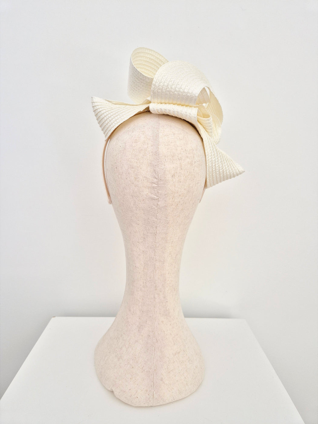 ivory loop headpiece back view