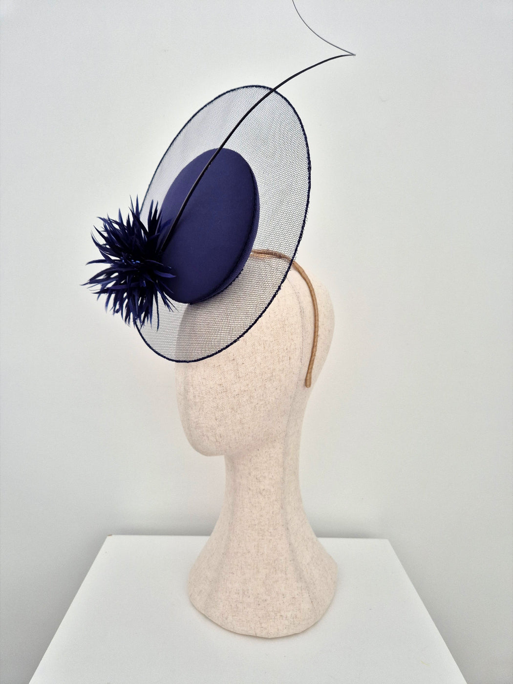 navy blue satelite percher with flower side front