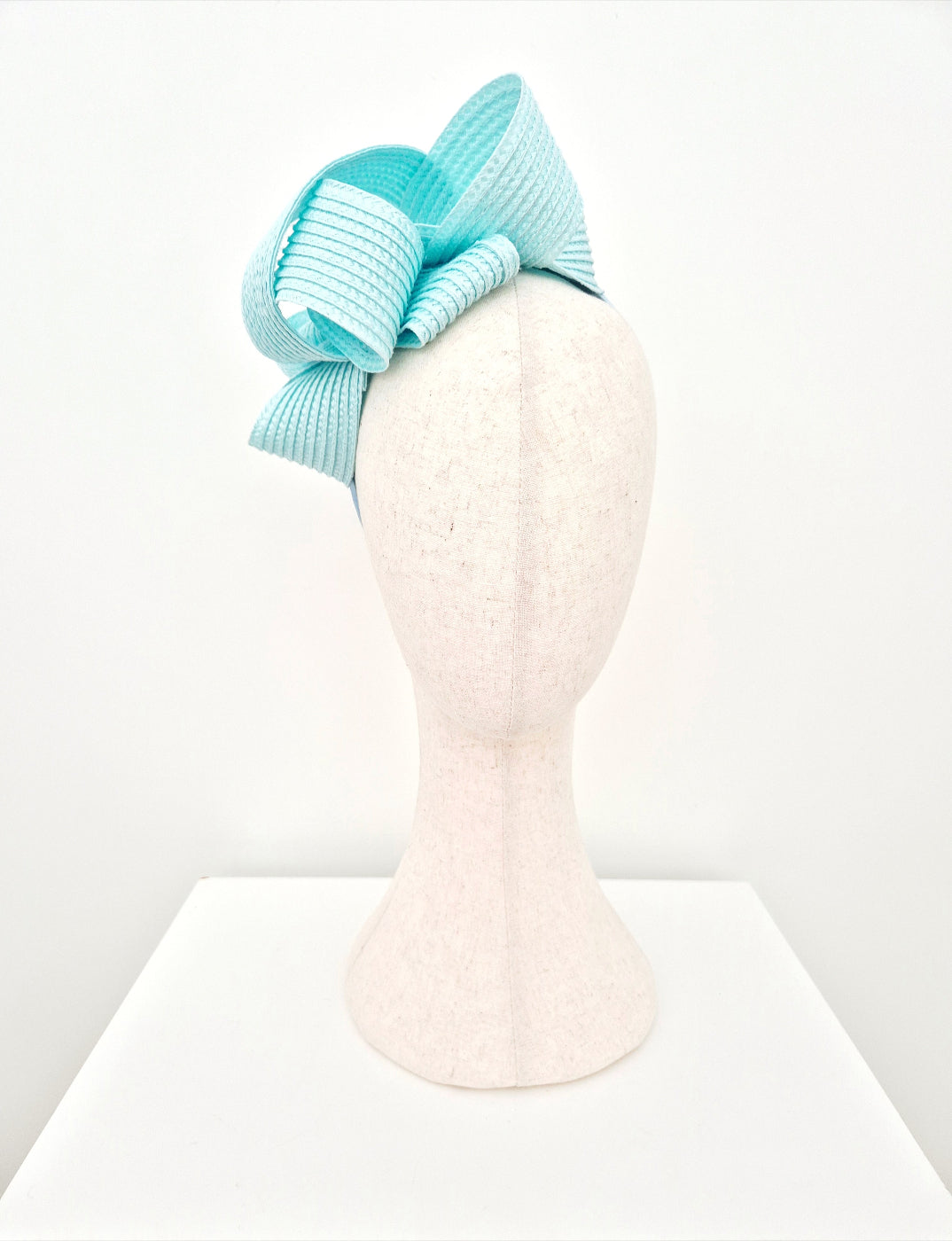 pale blue loop headpiece 