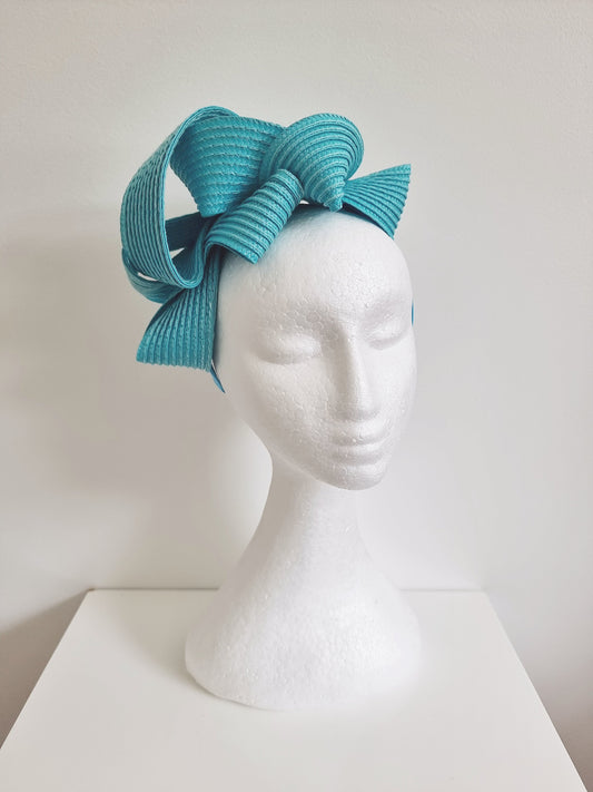 blue loop headpiece side view
