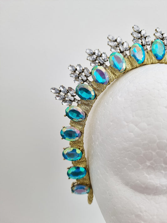 blue rhinestone headband close up